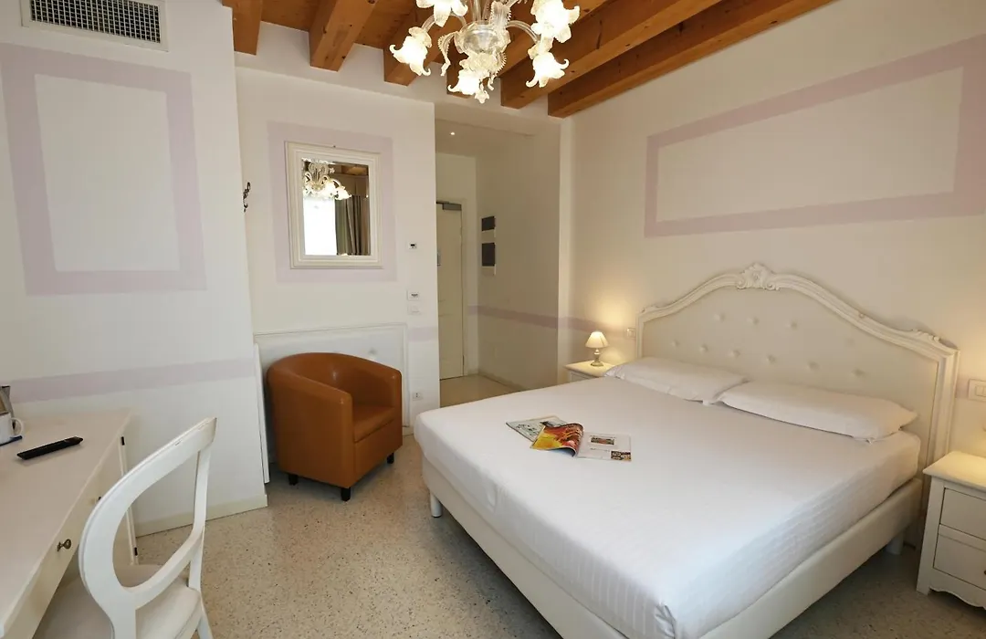 Hotel Villa Patriarca - Buongiorno! Hotels-1